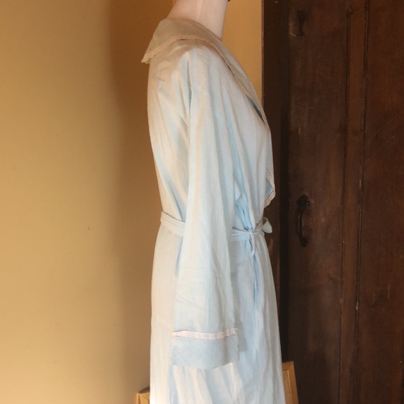 VTG02 EILEEN WEST size Small Cotton Robe LaceTrim Eyelet Stripe Shawl Collar NEW - Picture 5 of 16